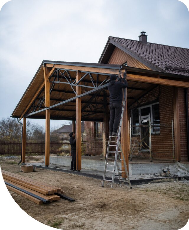 Пристройка навеса к дому и участку в Южном-Сахалинске под ключ